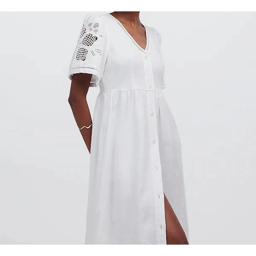 Madewell Cassie Button-Front Midi Dress in Linen in Eyelet White